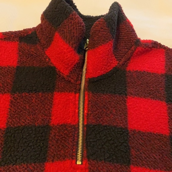 Old Navy woman’s Sherpa 1/2 zip Sweater checked pullover size Small - Picture 10 of 11